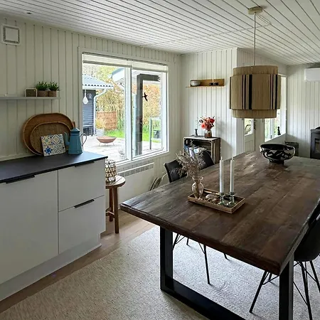Nordic Log House Between Sea And Fjord 度假居
